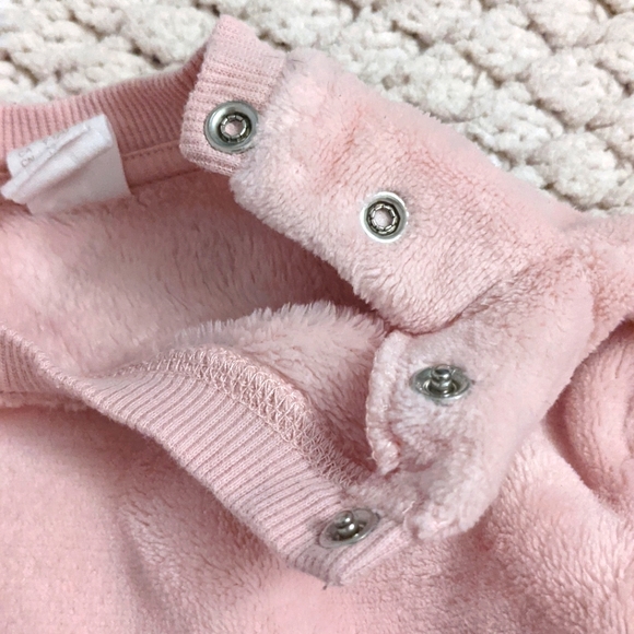H&M Baby Pink Hearts Fuzzy Sweater - Picture 4 of 5